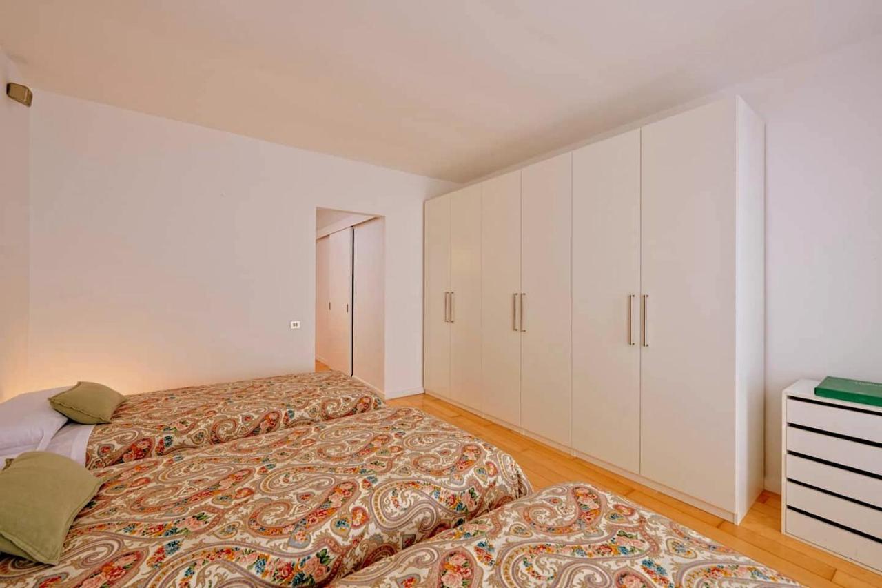 Villa Casa De Pueblo Junto Barcelona Centro Vilassar De Dalt Esterno foto